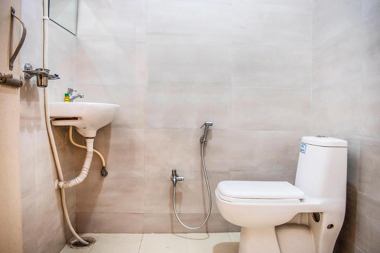 Fabexpress Sri Lakshmi Deluxe Sivarampalli Otel Haydarabad Dış mekan fotoğraf