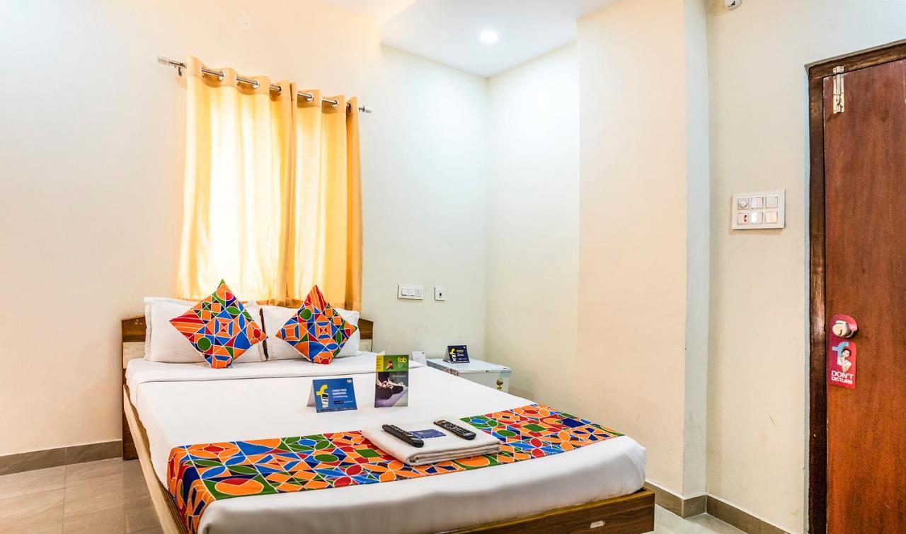 Fabexpress Sri Lakshmi Deluxe Sivarampalli Otel Haydarabad Dış mekan fotoğraf