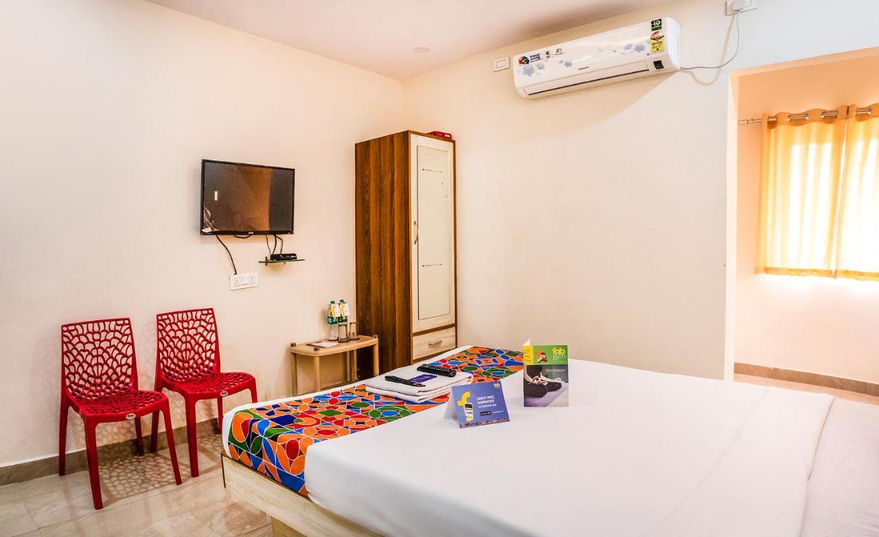 Fabexpress Sri Lakshmi Deluxe Sivarampalli Otel Haydarabad Dış mekan fotoğraf